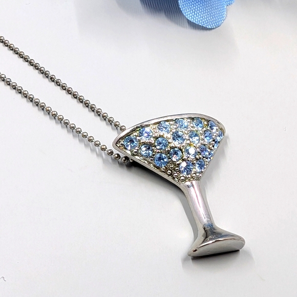 Genuine Blue Crystal Martini Glass Pendant Silver Plated Vintage Necklace - Picture 2 of 4